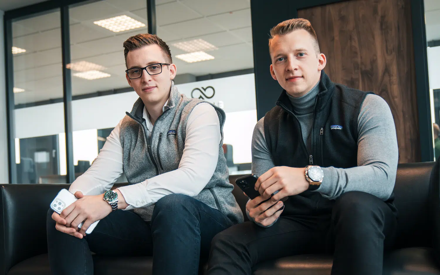 Die 8 besten deutschsprachigen Business-Coaches – wer dich wirklich weiterbringt